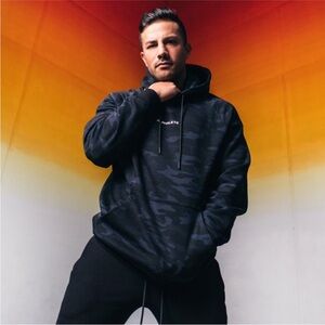 Alphalete Axis Hoodie in Blue Camo Men’s Size 2XL NWOT